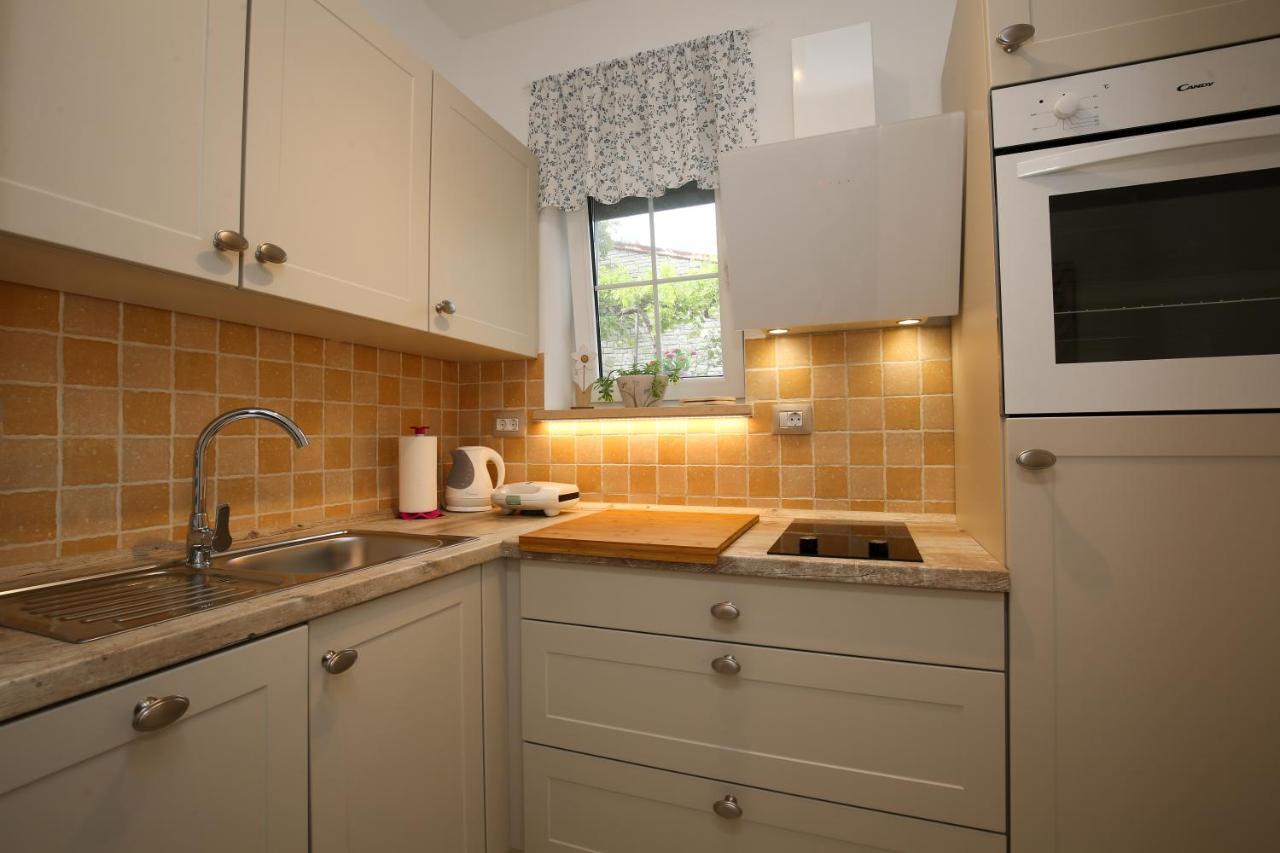 Apartments Fiora Premantura Εξωτερικό φωτογραφία